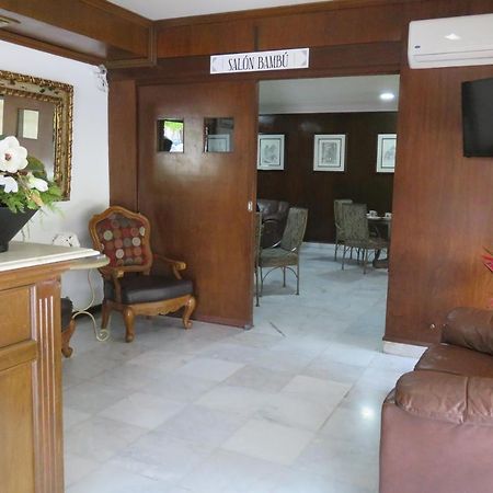 Hotel Huizache Saltillo Luaran gambar