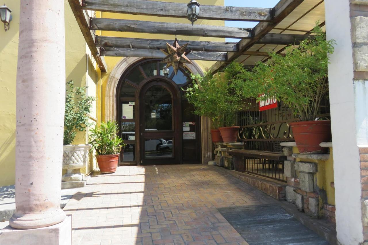 Hotel Huizache Saltillo Luaran gambar